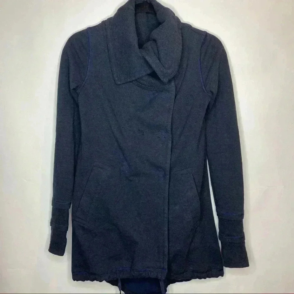 Lululemon Navy Wrap Jacket Size 2​​